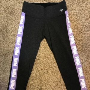 PINK Victoria’s Secret cropped yoga pants xs NWT
